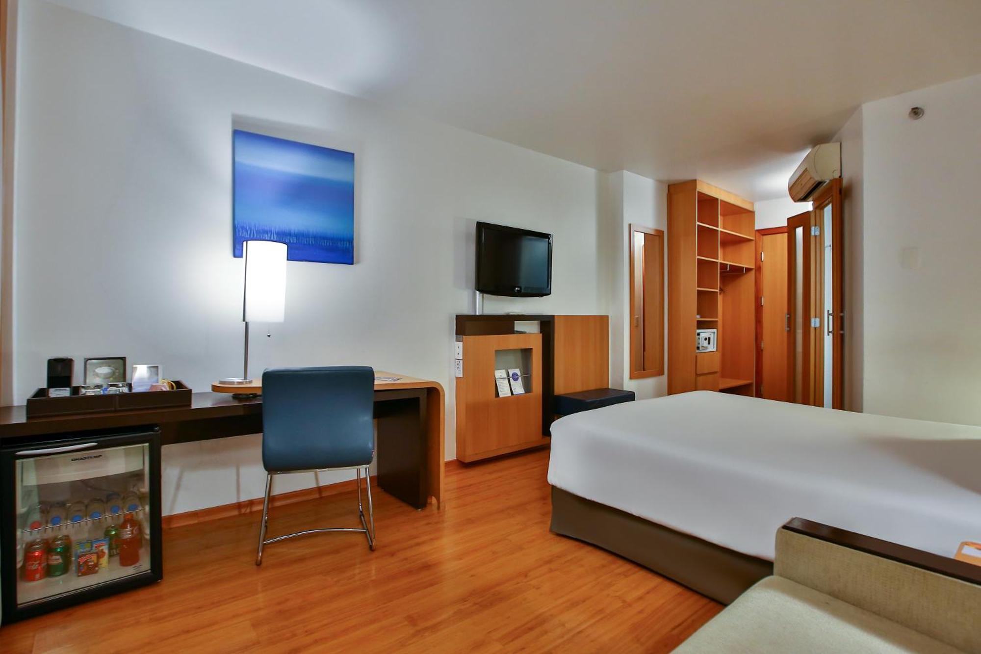 Novotel Rj Santos Dumont Рио-де-Жанейро Экстерьер фото